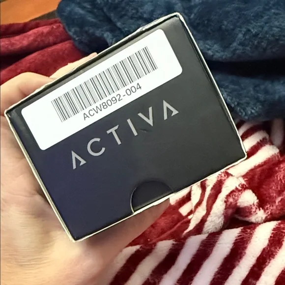 NWT Black and Yellow Invicta Activa Watch - Picture 6 of 6